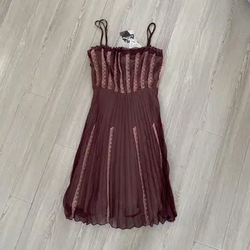 BETSEY JOHNSON 베츠이존슨 빈티지 플리츠 드레스