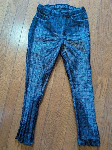 ISSEY MIYAKE MEN 플리츠 팬츠 파랑