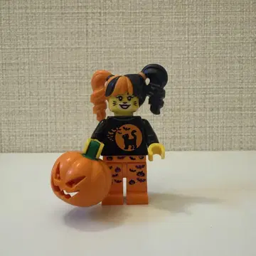 LEGO 할로윈 걸 트윈 테일 미니 피규어 호박 덤 포함