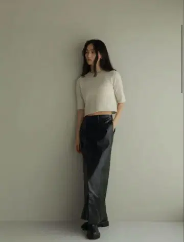 ETRE TOKYO 인조 가죽 랩스커트 - BLACK