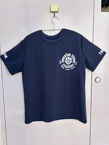 HIC (Hawaiian Island Creations) 티셔츠