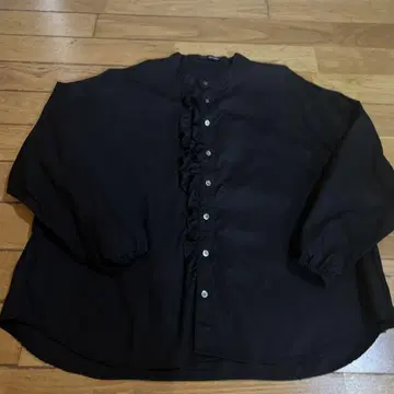 vent blanc 블랙 프릴 긴팔 셔츠