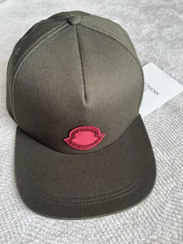 MONCLER 캡 택 포함
