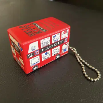 헬로키티 런던버스 풀백 키링