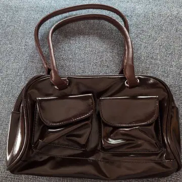 다크 브라운 핸드백 중형