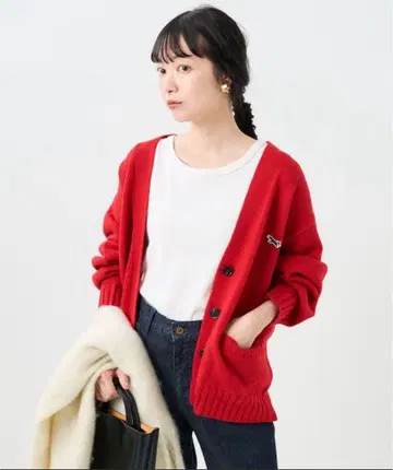 Towncraft 빨간색 버튼 가디건