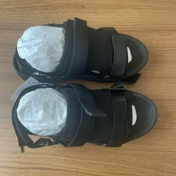 TENTAIL 블랙 스포츠 샌들