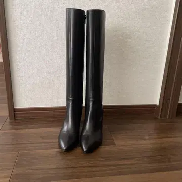 블랙 롱 부츠 사이드 지퍼 부착