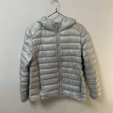 UNIQLO 울트라 라이트 다운 후드티 XL 실버
