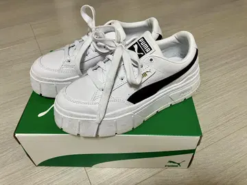 Puma 스니커즈 화이트/블랙 23.5