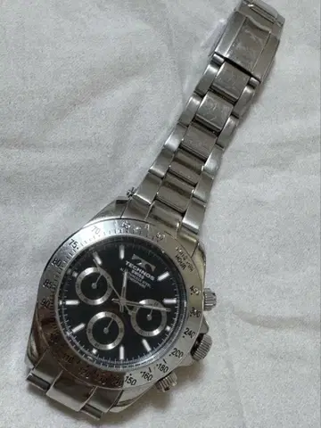 테크노스 TECHNOS 손목시계 쿼츠 크로노그래프 블랙 다이얼 실버