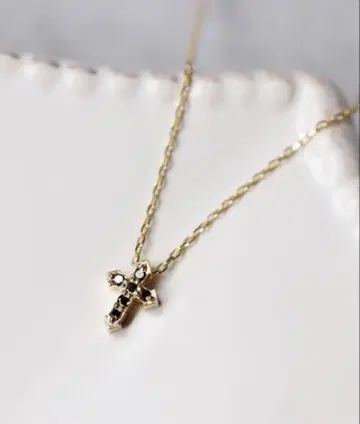 시에나 로제 10k 블랙 다이아몬드 크로스 목걸이