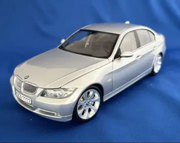 교쇼 BMW 3시리즈 미니카 E92 1/18 실버