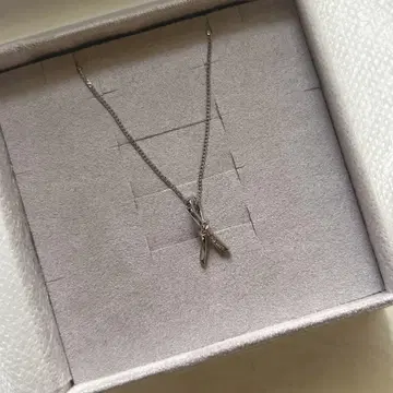 ete 다이아몬드 리본 목걸이