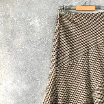KETTY 타이트 스커트 무릎 아래 브라운 하운드투스 모 폴리에스테르