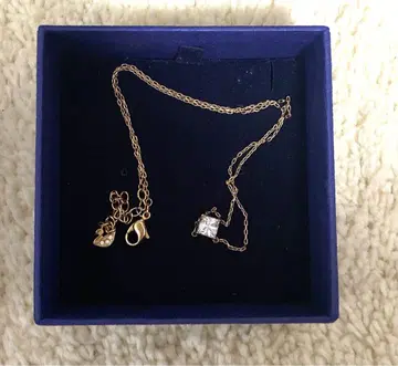 스와로브스키 swarovski Attract 펜던트 목걸이