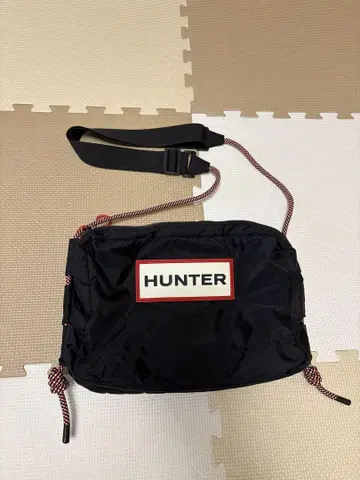 HUNTER 헌터 트래블 립스탑 사코슈
