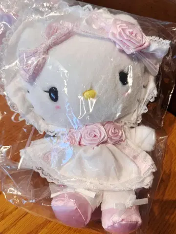 봉제 인형 화이트 프릴 디자인 산리오 키티