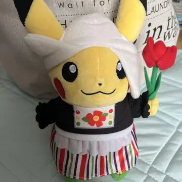 포켓몬 센터 월드 피카츄 봉제 인형 네덜란드 피카츄