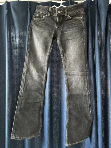 RACY JEANS 다크 그레이 부츠컷 데님