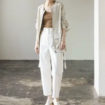 새상품급 NEEDBY heritage LISA 화이트 24