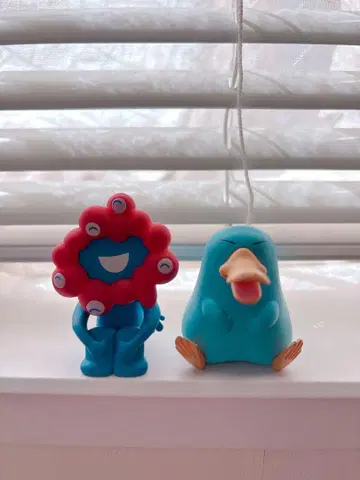 [새상품] 만박 한정판 미야쿠미야쿠 카모노하시노 이코짱 기다림