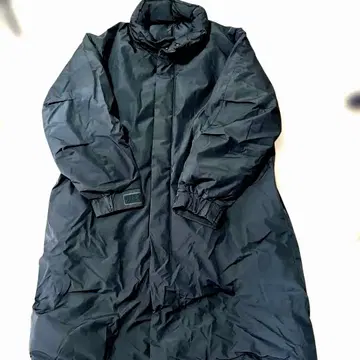 GU 롱 블랙 다운 자켓