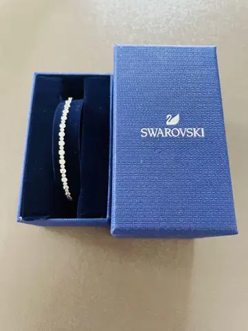 컨디션 최상 Swarovski 크리스탈 팔찌
