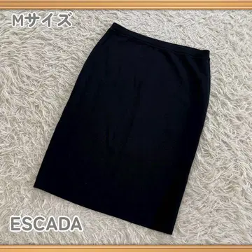 [ 구제 의류 ] ESCADA 타이트 스커트 M 사이즈 블랙