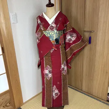 정교하고 화려한 명선(^^) 희귀한 패턴 소매