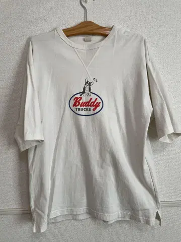 BARNS OUTFITTERS 90's