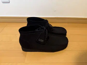 Clarks Wallabee 부츠