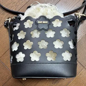 MARY QUANT 플라워 숄더백