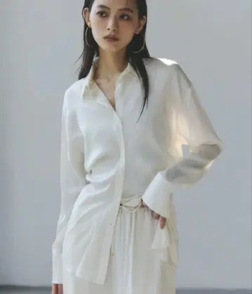 anuans 실크 드레이프 셔츠