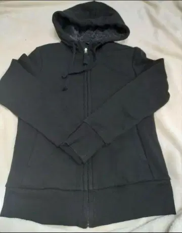 유니클로 보아 후드티 집업 후드티 블랙 S 사이즈