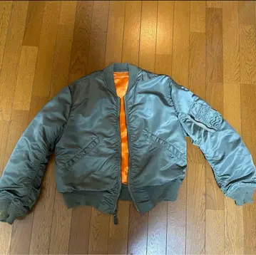 MA-1 플라이트 자켓 올리브 그린