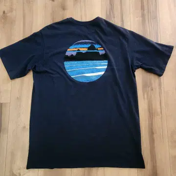 patagonia 남성용 T셔츠 M 네이비