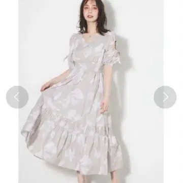 새상품급 rienda 라운드 오픈 퍼프 슬리브 원피스 S 그레이