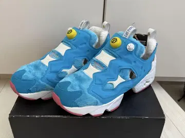 Reebok atmos Instapump Fury 도라에몽