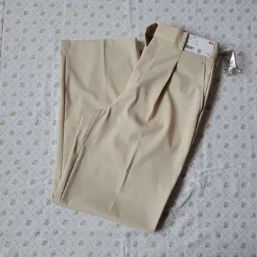 UNIQLO 베이지 턱 와이드 팬츠 긴 길이 M 사이즈