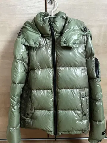 타트라스 다운 자켓
