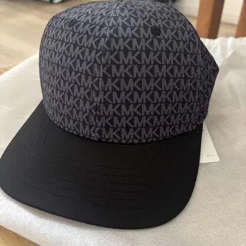 MICHAELKORS 캡