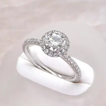 HARRY WINSTON 마이크로 파베 밴딩 링 하프 이터니티