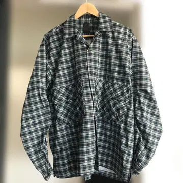 다이와피어39 오픈 카라 셔츠 M 사이즈