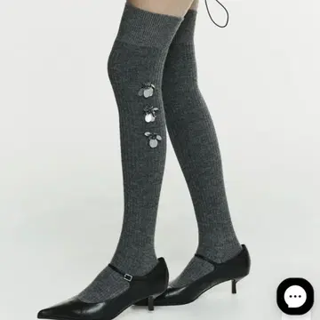 bibiy. 비비 B. BIJOU LONG SOCKS