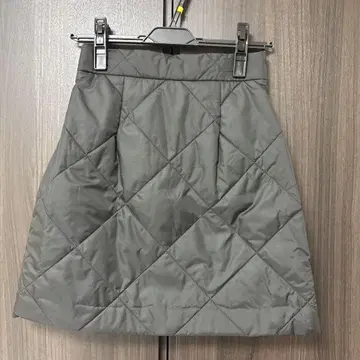 쉘러 퀼팅 스커트