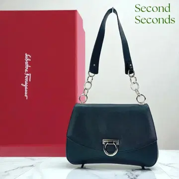 [ 컨디션 최상 ] 페라가모 간치니 숄더백 BW-21 5320