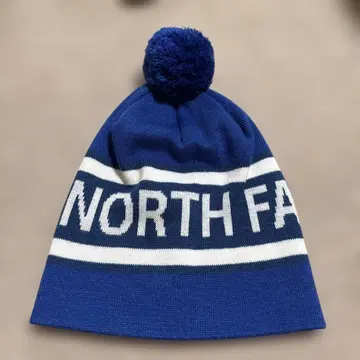 NORTH FACE 폼폼 포함 니트 모자