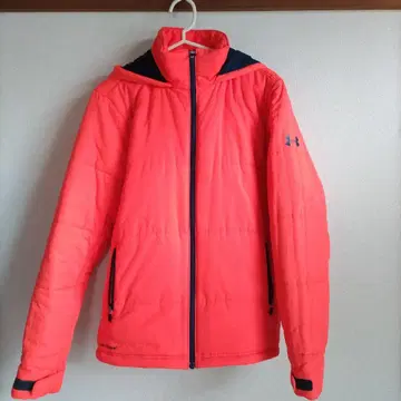 UNDER ARMOR 패딩 자켓 MD 사이즈