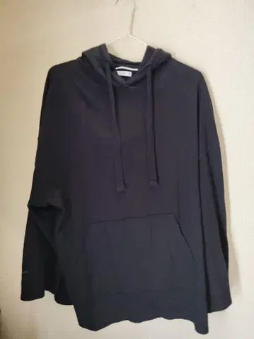 PULL&BEAR 후드 부착 블랙 후드티 L 사이즈